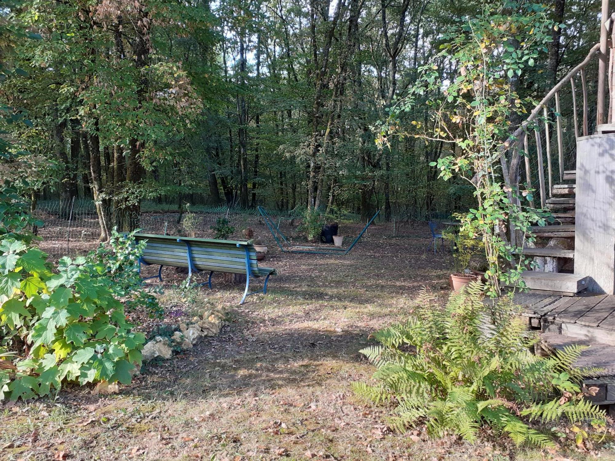 La Cabane De L'Oiseau Couze-et-Saint-Front Bagian luar foto